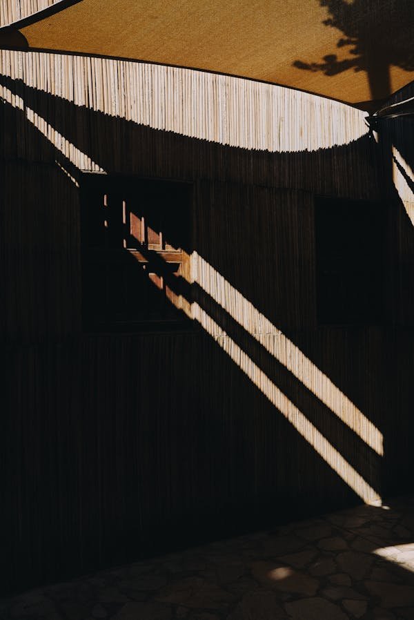 Élégance et protection avec le voile d'ombrage fibre de coco